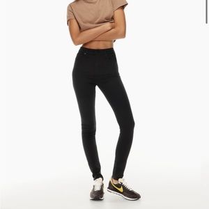 DENIM FORUM LOLA HIGH RISE SKINNY